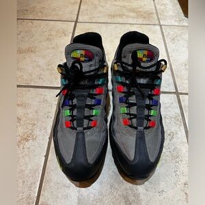 Nike Air Max 95 SE Light Charcoal Vintage TV